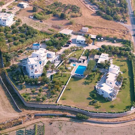 Fragoulis Village 4* Parasporos