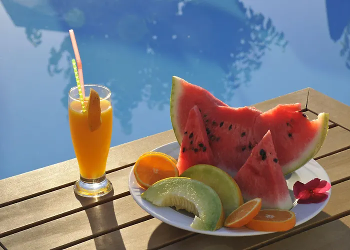 Fragoulis Village Aparthotel Parasporos