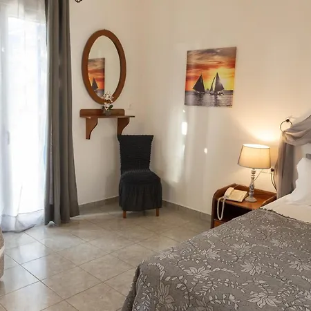 Ξενοδοχείο με διαμερίσματα Fragoulis Village 2*
