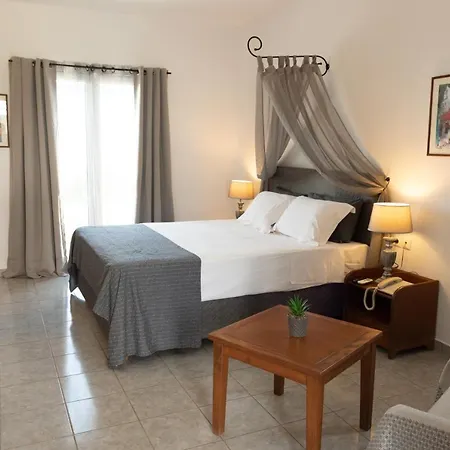 Ξενοδοχείο με διαμερίσματα Fragoulis Village