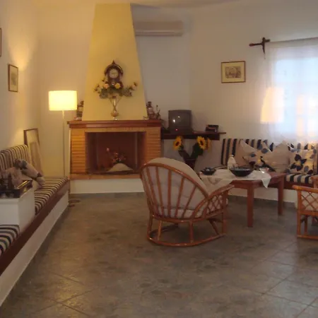 Ξενοδοχείο με διαμερίσματα Fragoulis Village