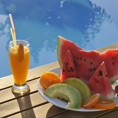 Fragoulis Village Apart-hotel Parasporos