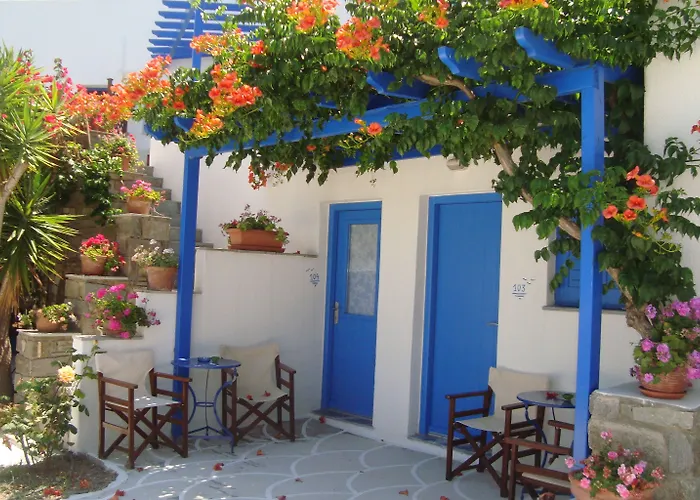 Fragoulis Village Aparthotel Parasporos